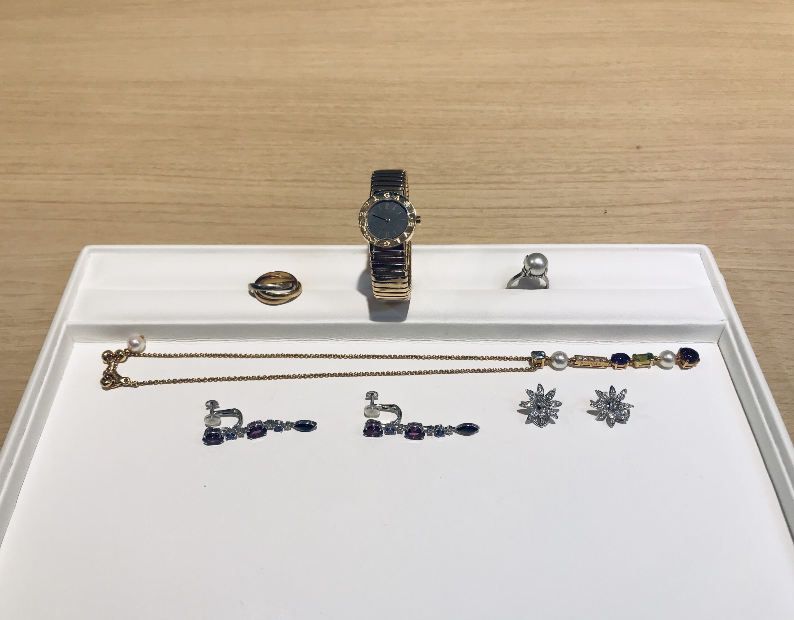 【買取速報】ダイヤモンド、パール、ガーネット、ロードライトガーネット、シェル(貝殻)、タンザナ