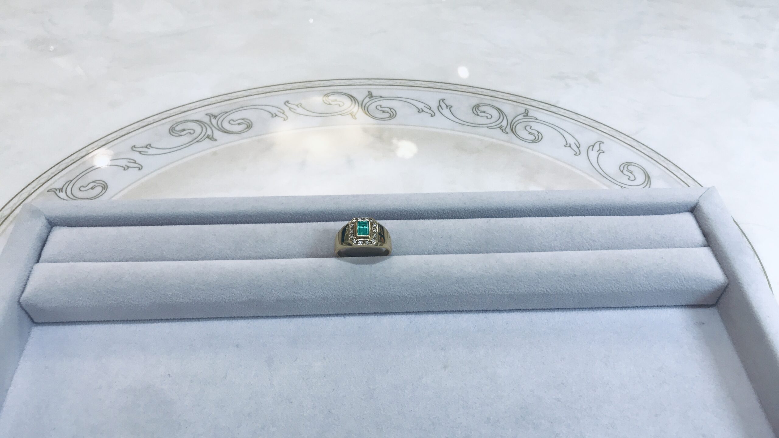 【買取速報】ダイヤモンド、エメラルド、指輪、K18YG