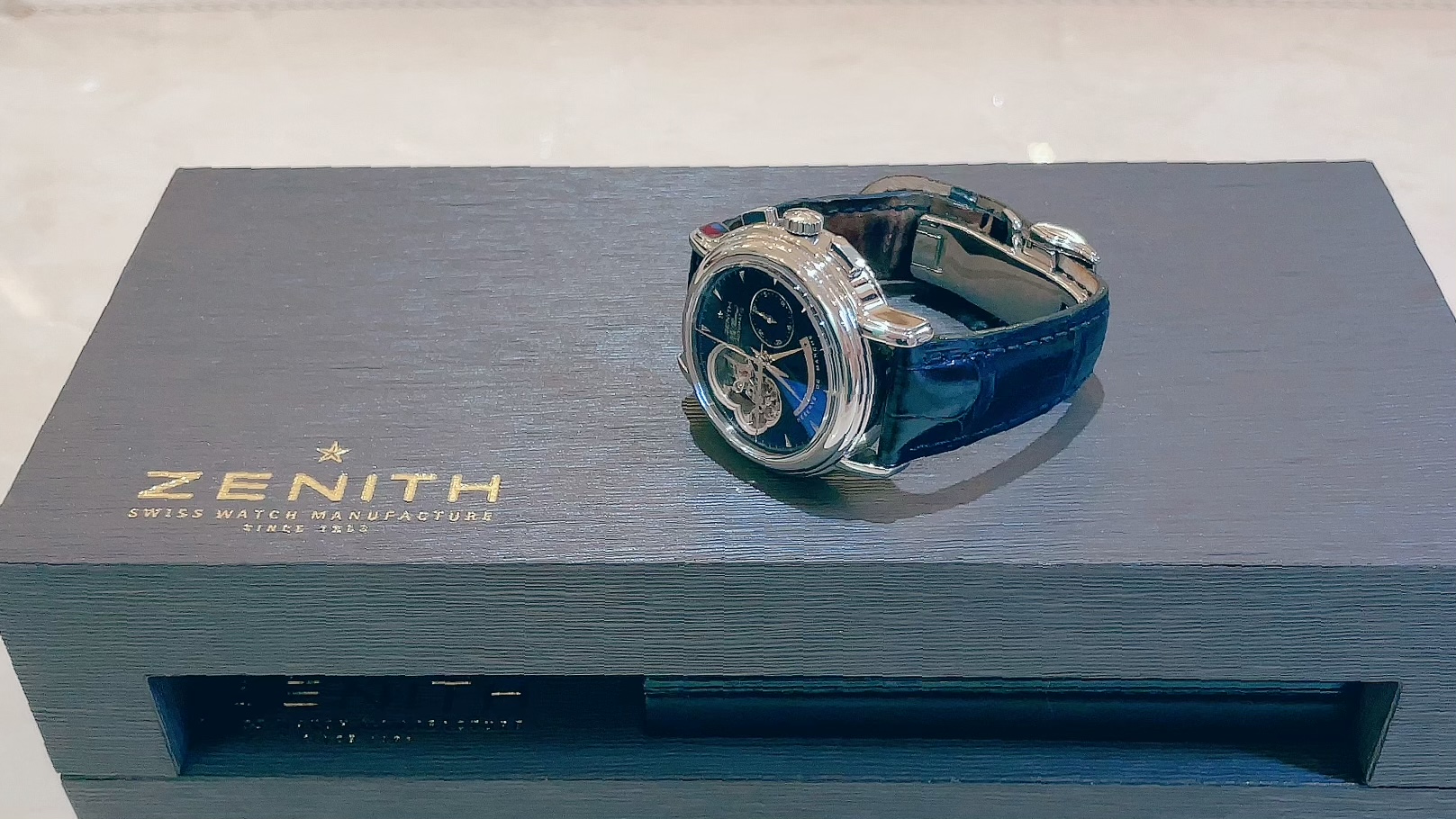 【買取速報】腕時計、ステンレス、ZENITH
