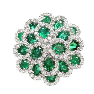 <span class="material">K18WG</span> エメラルド リング